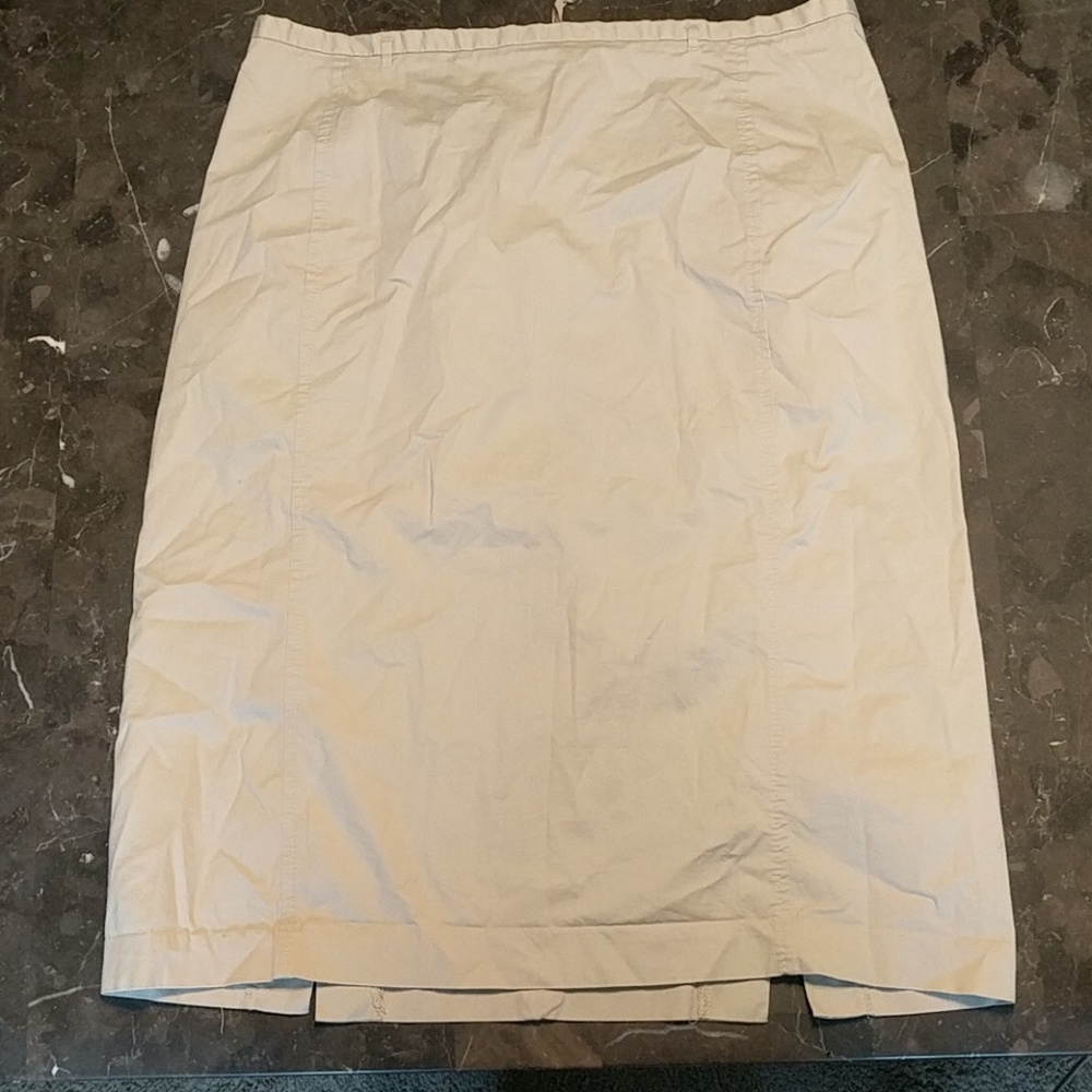 Khaki Gap skirt